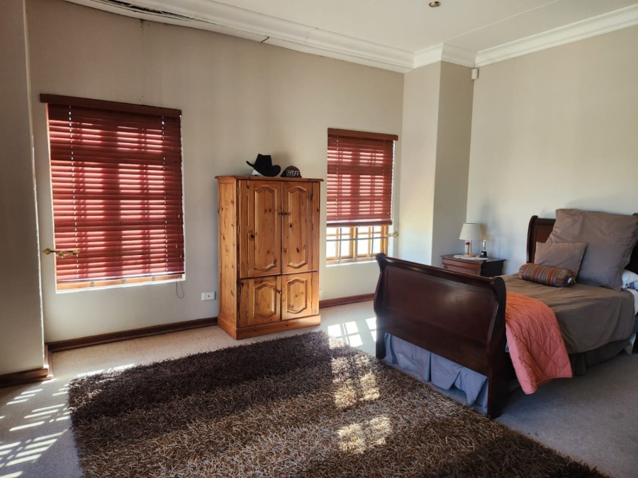 4 Bedroom Property for Sale in Wilkoppies North West